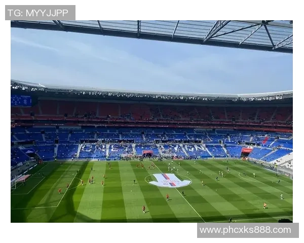 蓝色9号足球明星的传奇之路与辉煌成就探秘 蓝色9号足球明星的传奇之路与辉煌成就探秘