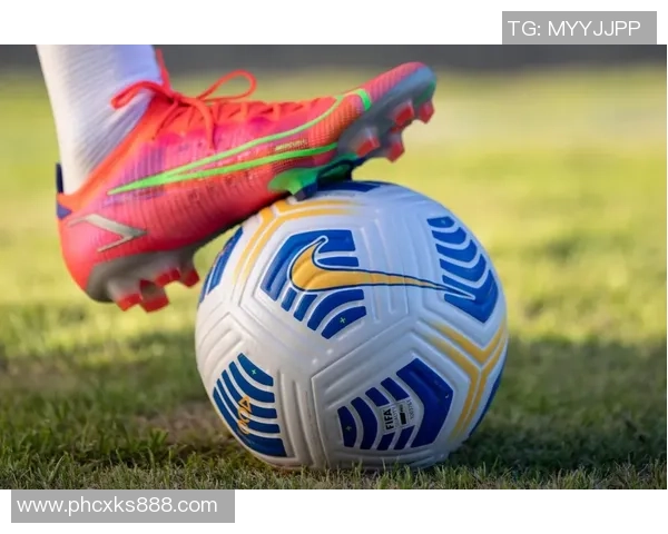 耐克签约足球明星背后的故事与他们的荣耀之路 耐克签约足球明星背后的故事与他们的荣耀之路